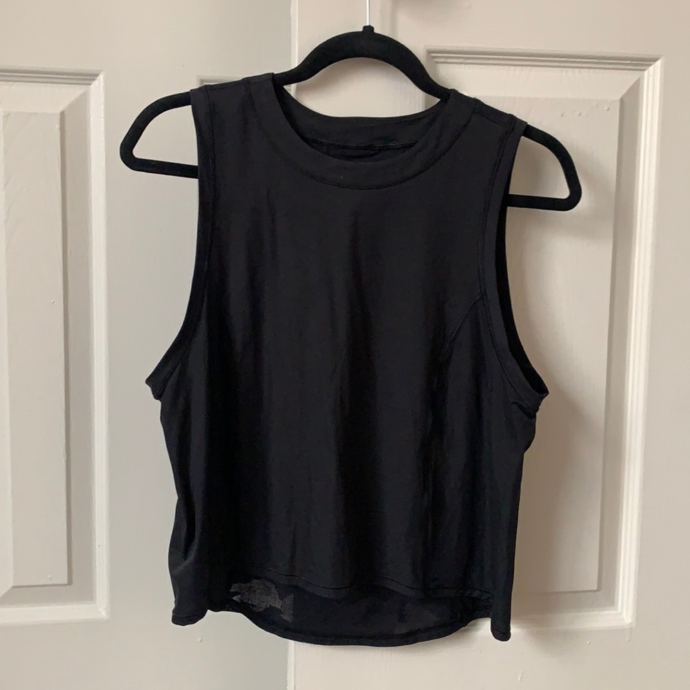 Black lululemon tank top